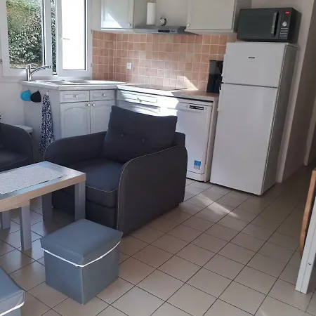 6 Avenue Pierre Cassagnavere تروفيي سور مير